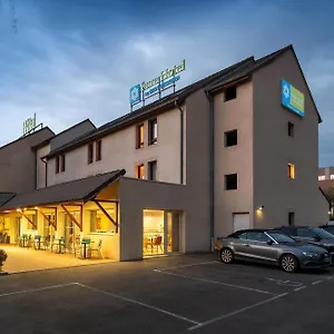 https://logis-les-loges.inbrittany.com